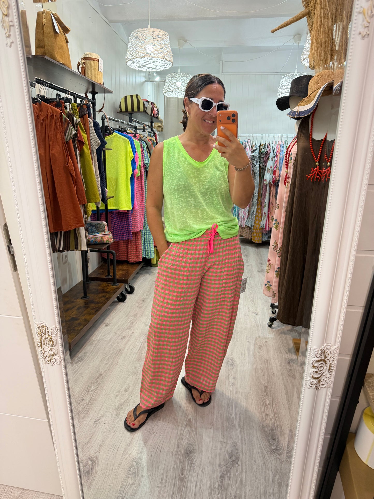 Camiseta Boho tirantes verde fluor