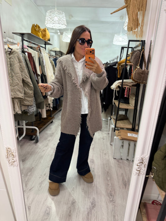 Chaqueta Flecos taupe