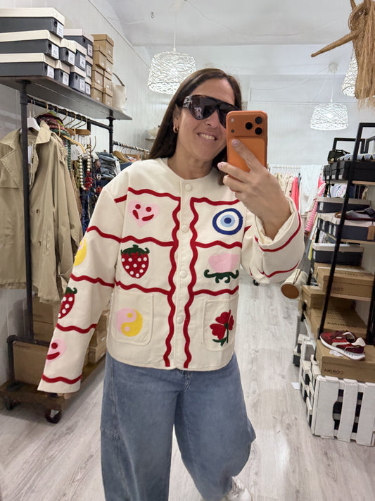 Chaqueta Fresa bordados