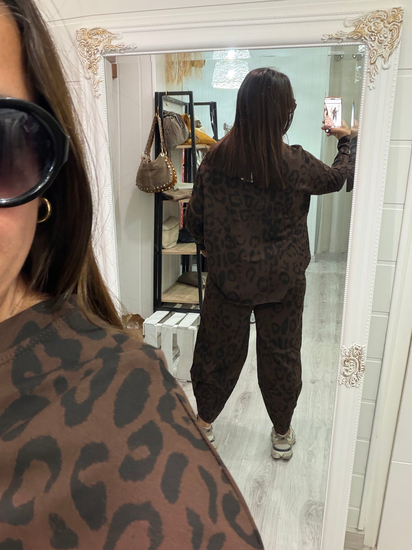 Conjunto Animal print oversize chocolate