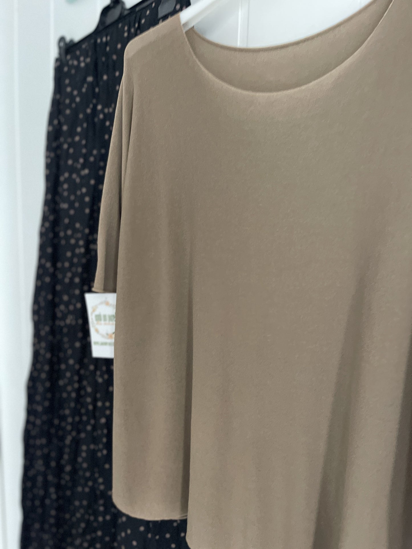 Conjunto jersei y falda Lolita camel y negro