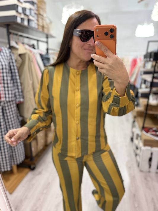 Conjunto Leticia kaki y mostaza