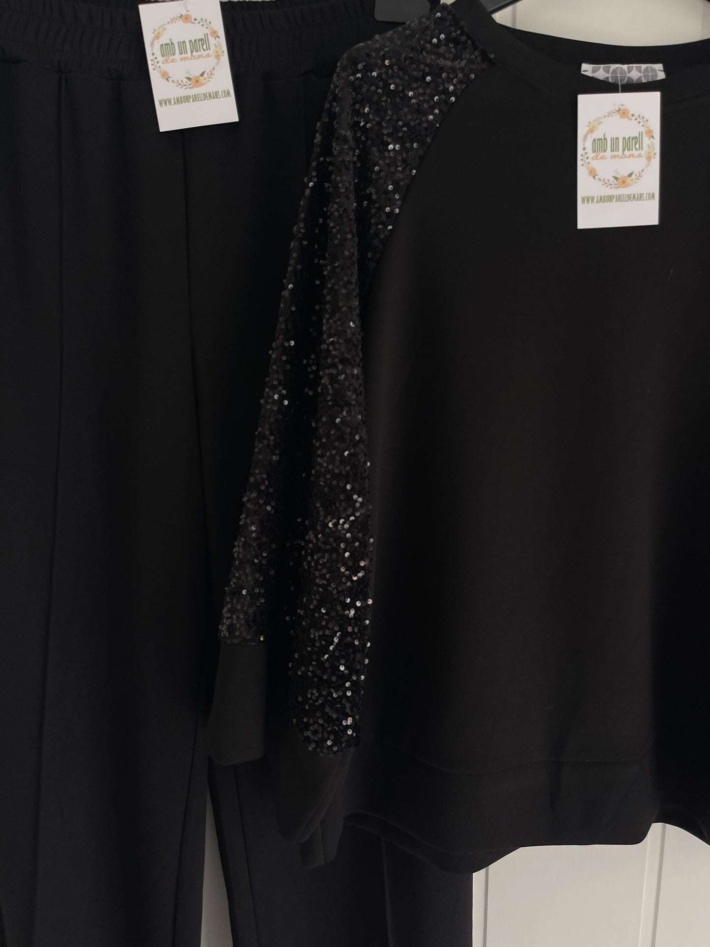 Conjunto Paillettes sporty negro