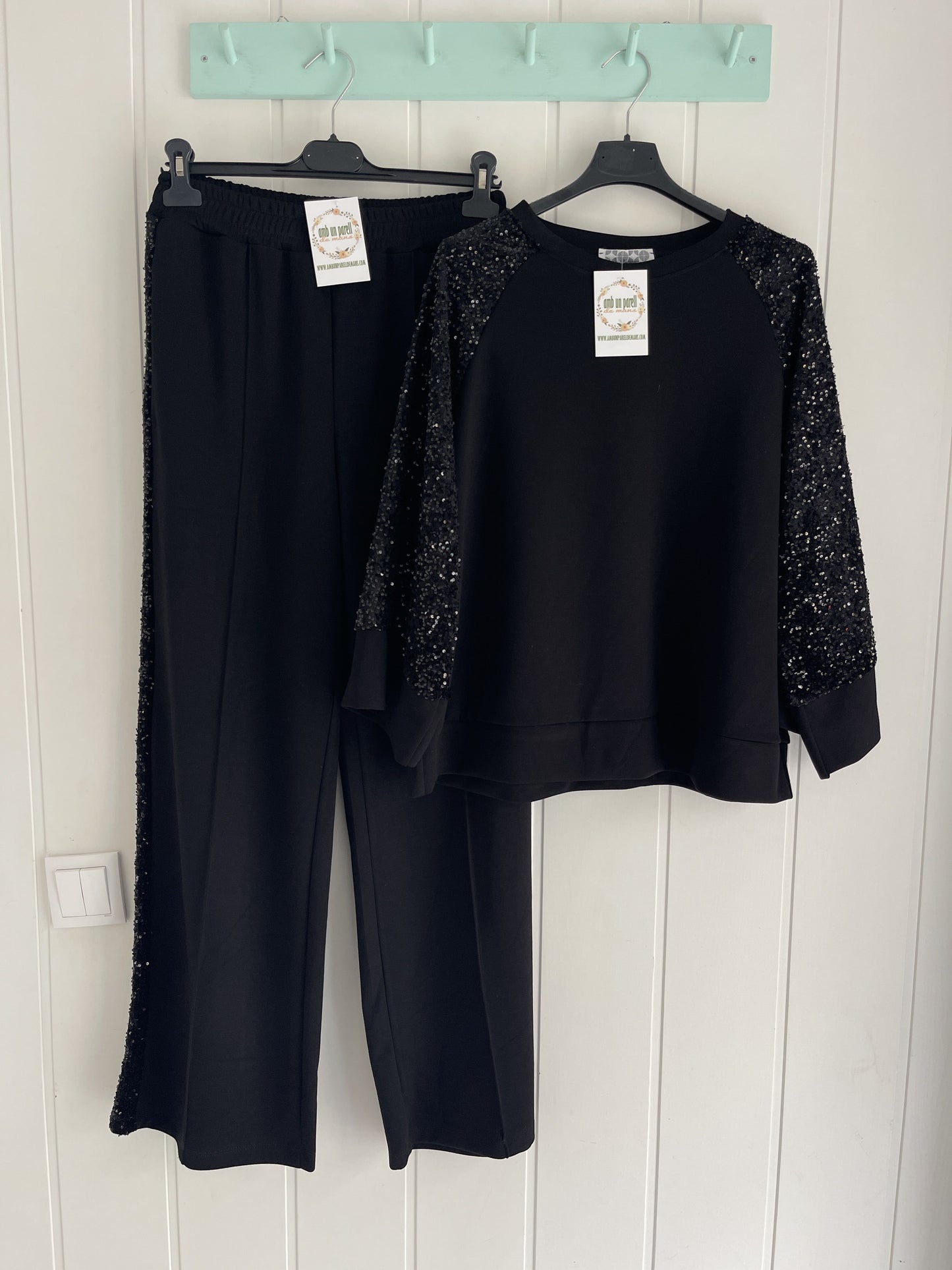 Conjunto Paillettes sporty negro