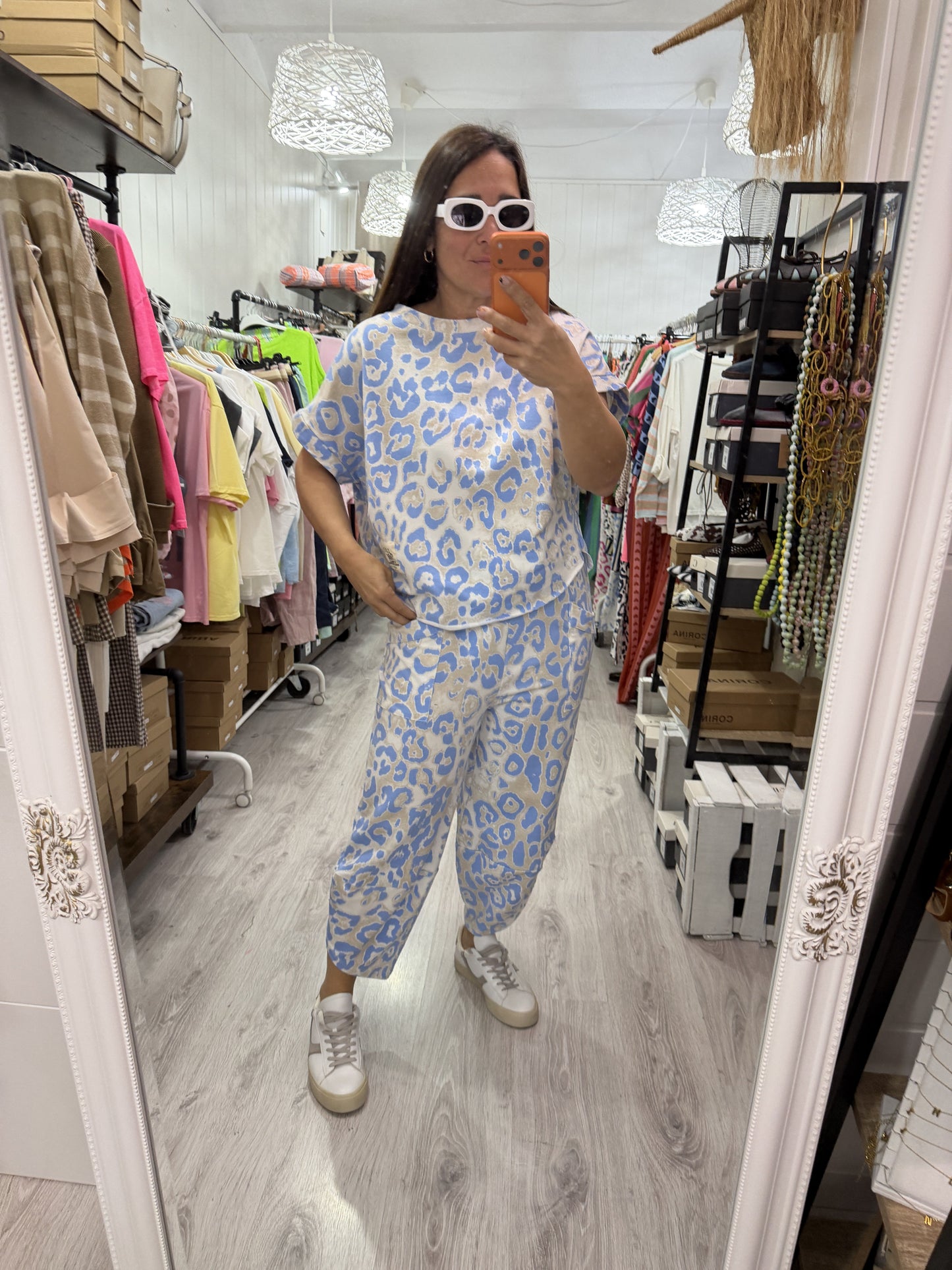 Conjunto Jogger animal print azul cielo