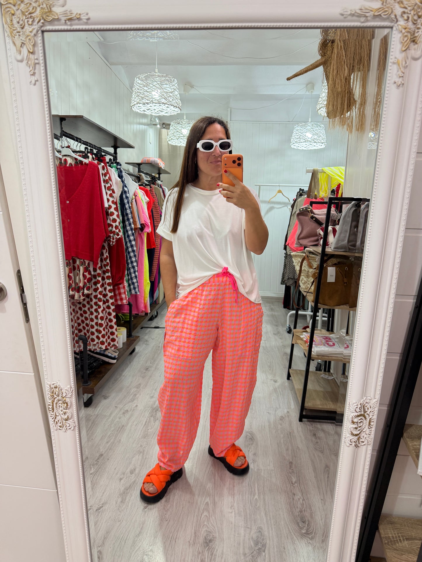 Pantalón vichy fluor coral y rosa