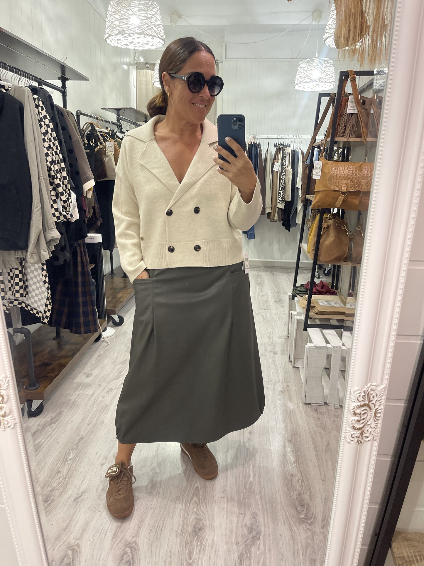 Falda Nagore ecopiel kaki