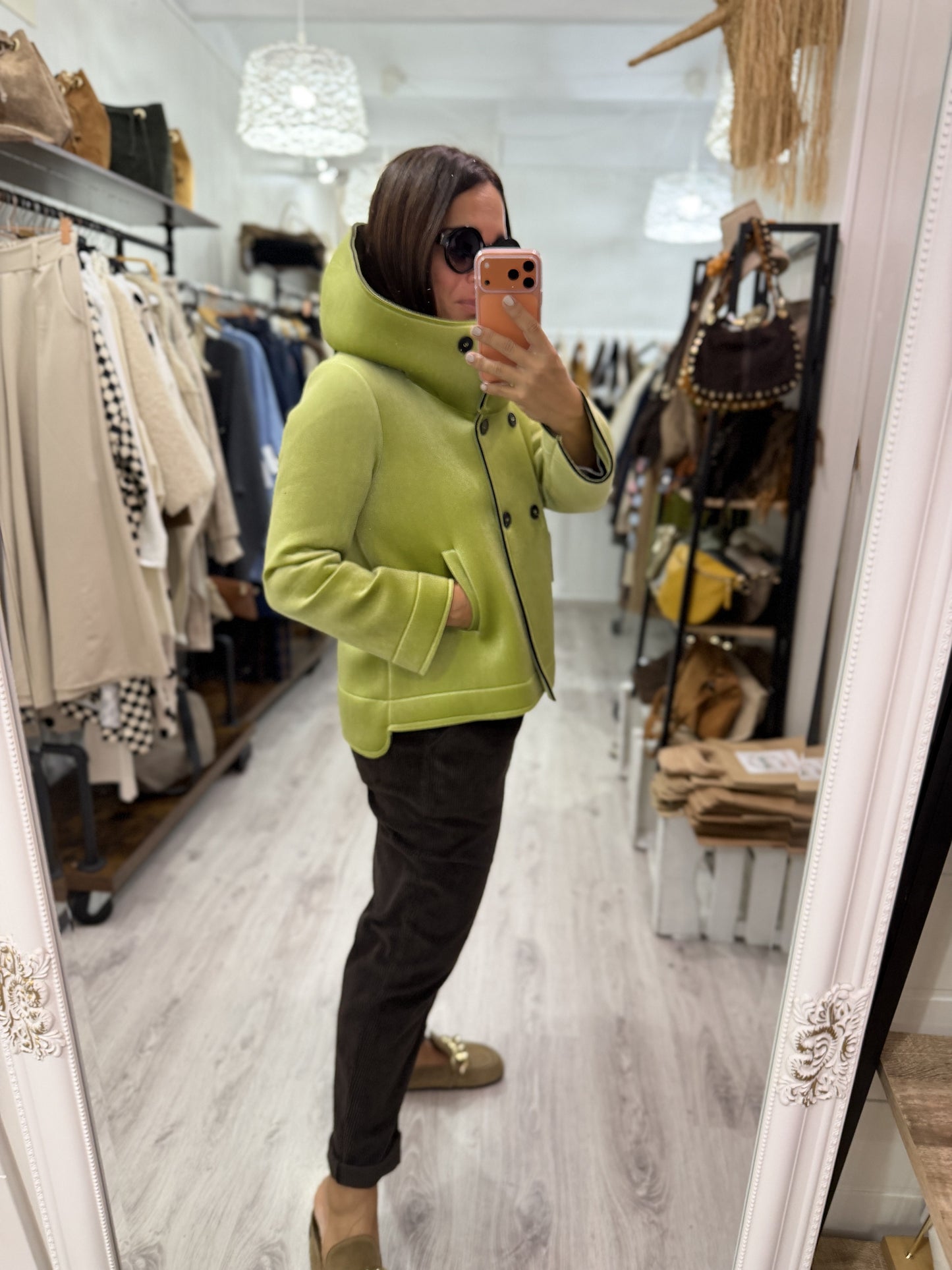 Abrigo Neopreno terciopelo pistacho