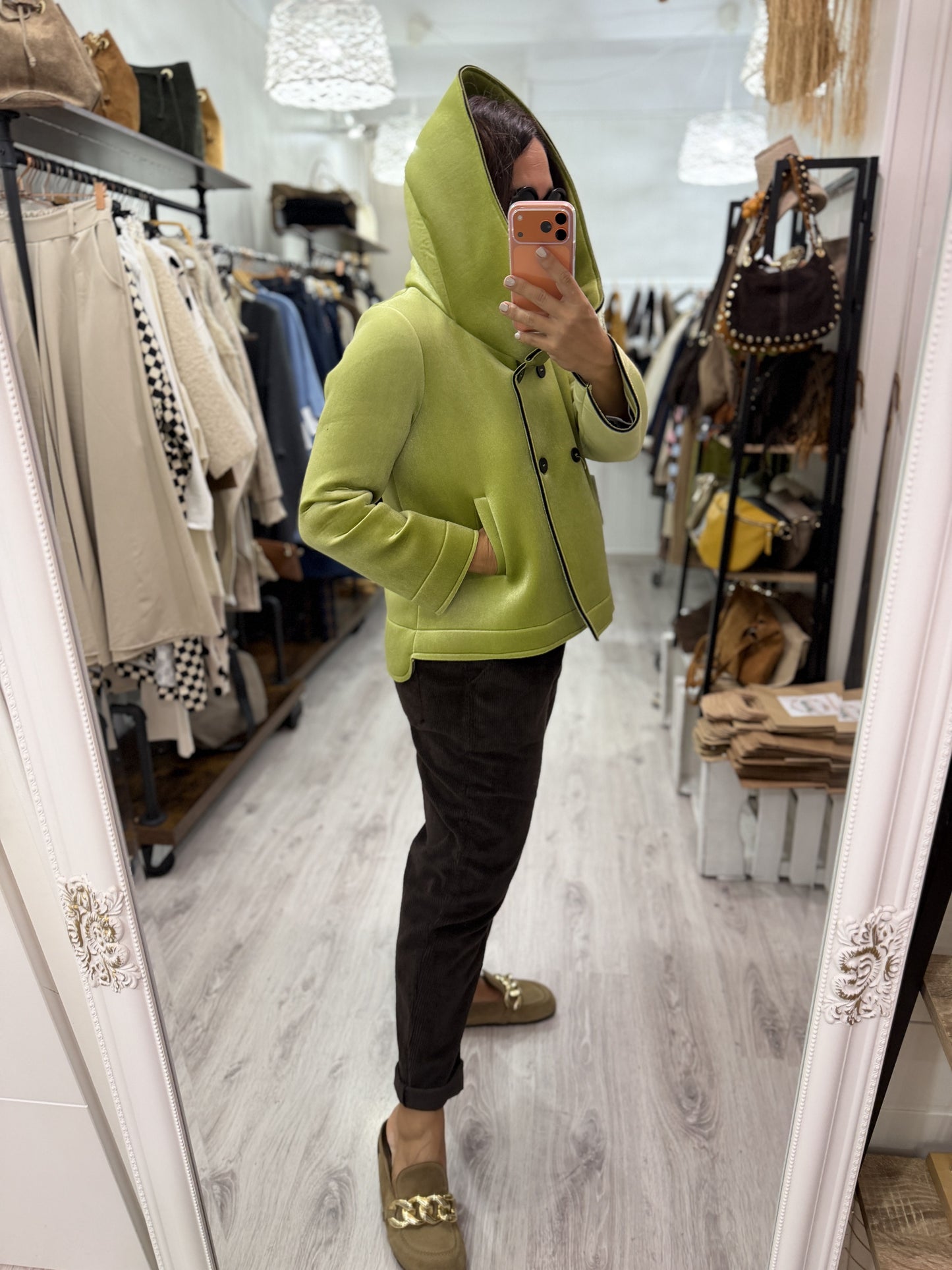 Abrigo Neopreno terciopelo pistacho