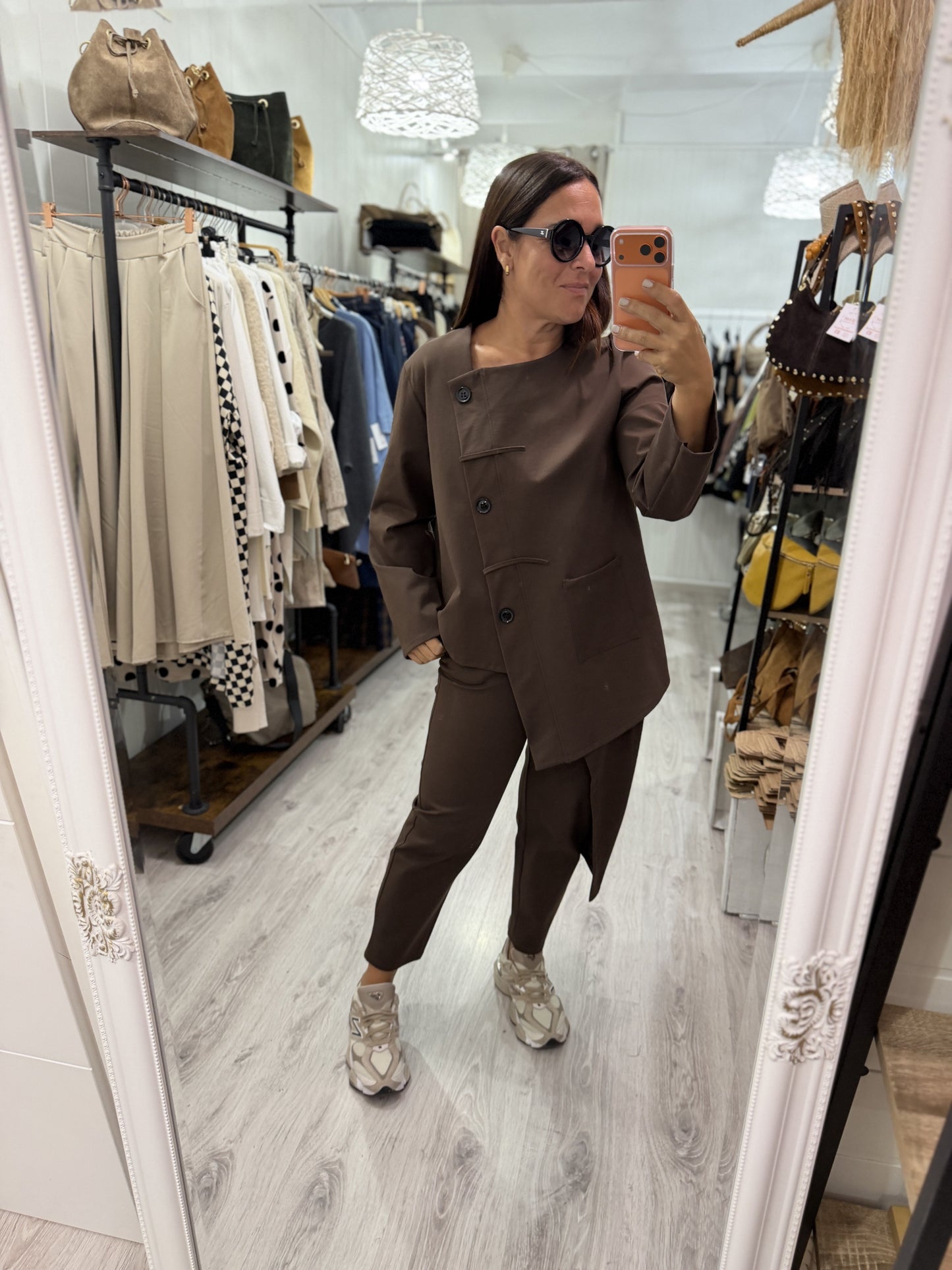 Chaqueta Osaka punto roma chocolate