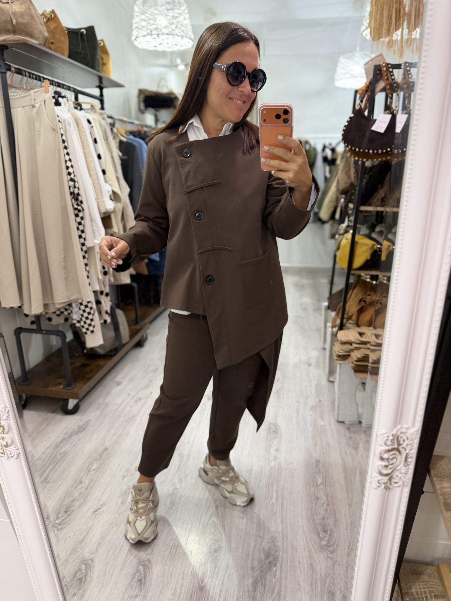 Chaqueta Osaka punto roma chocolate