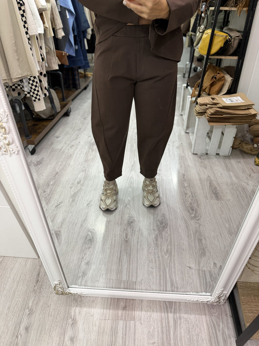 Pantalón Sendai Punto Roma chocolate