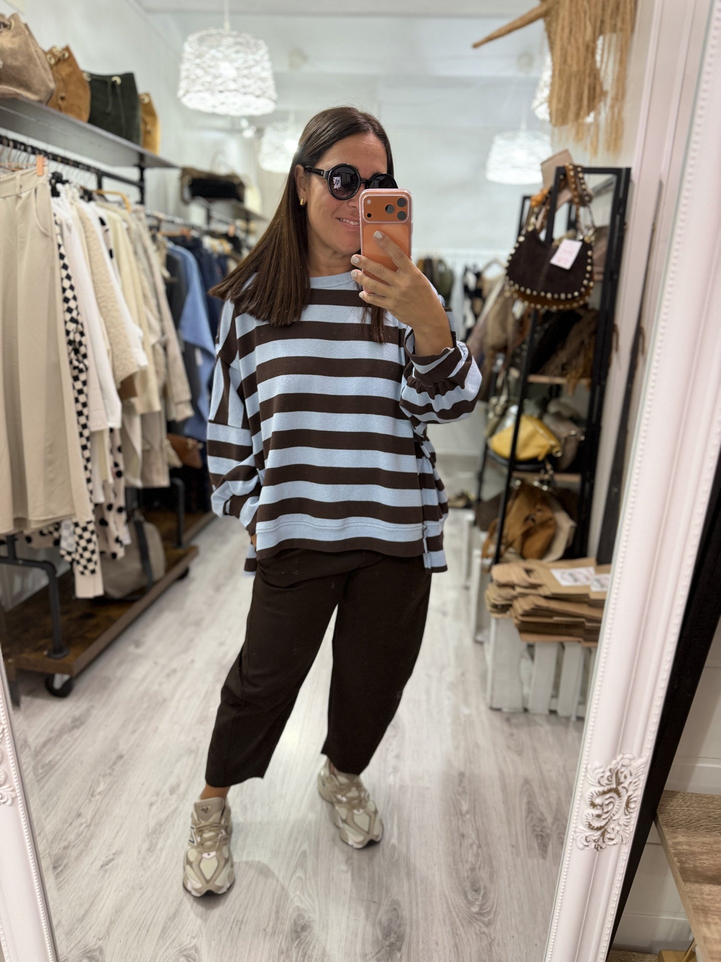 Sudadera Rugby oversize celeste y chocolate