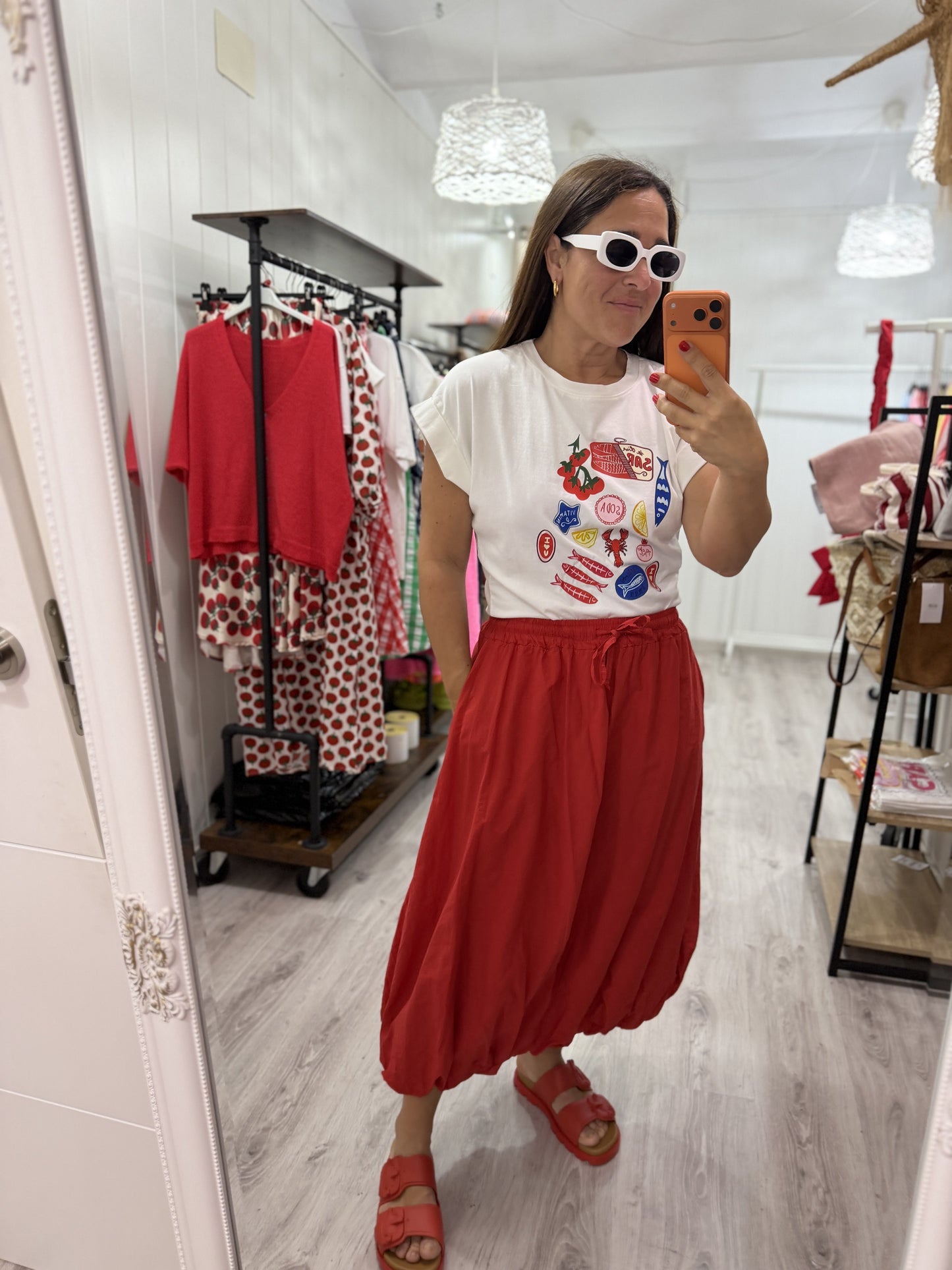Falda Globo rojo