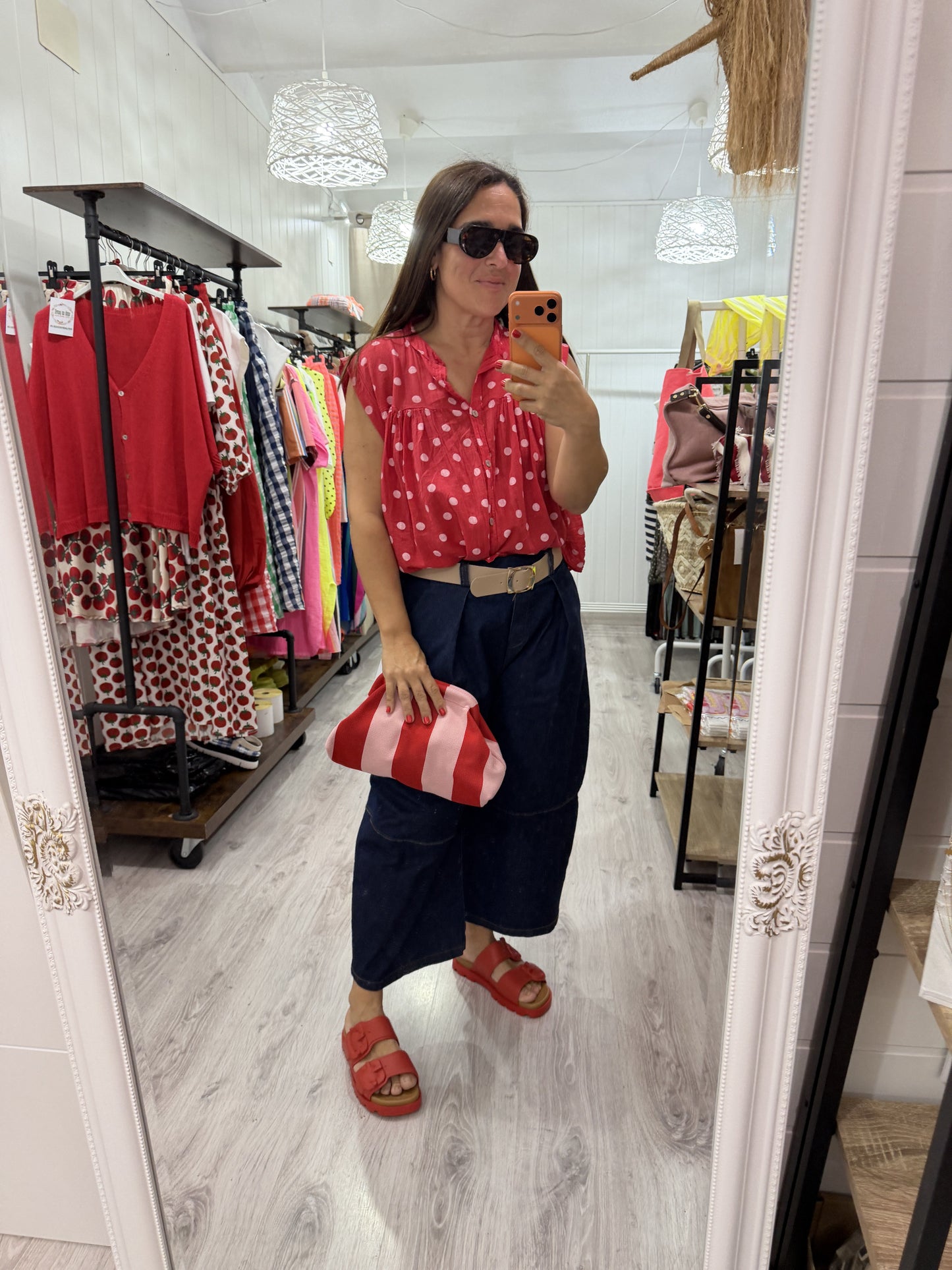 Blusa Lola oversize topos rojo