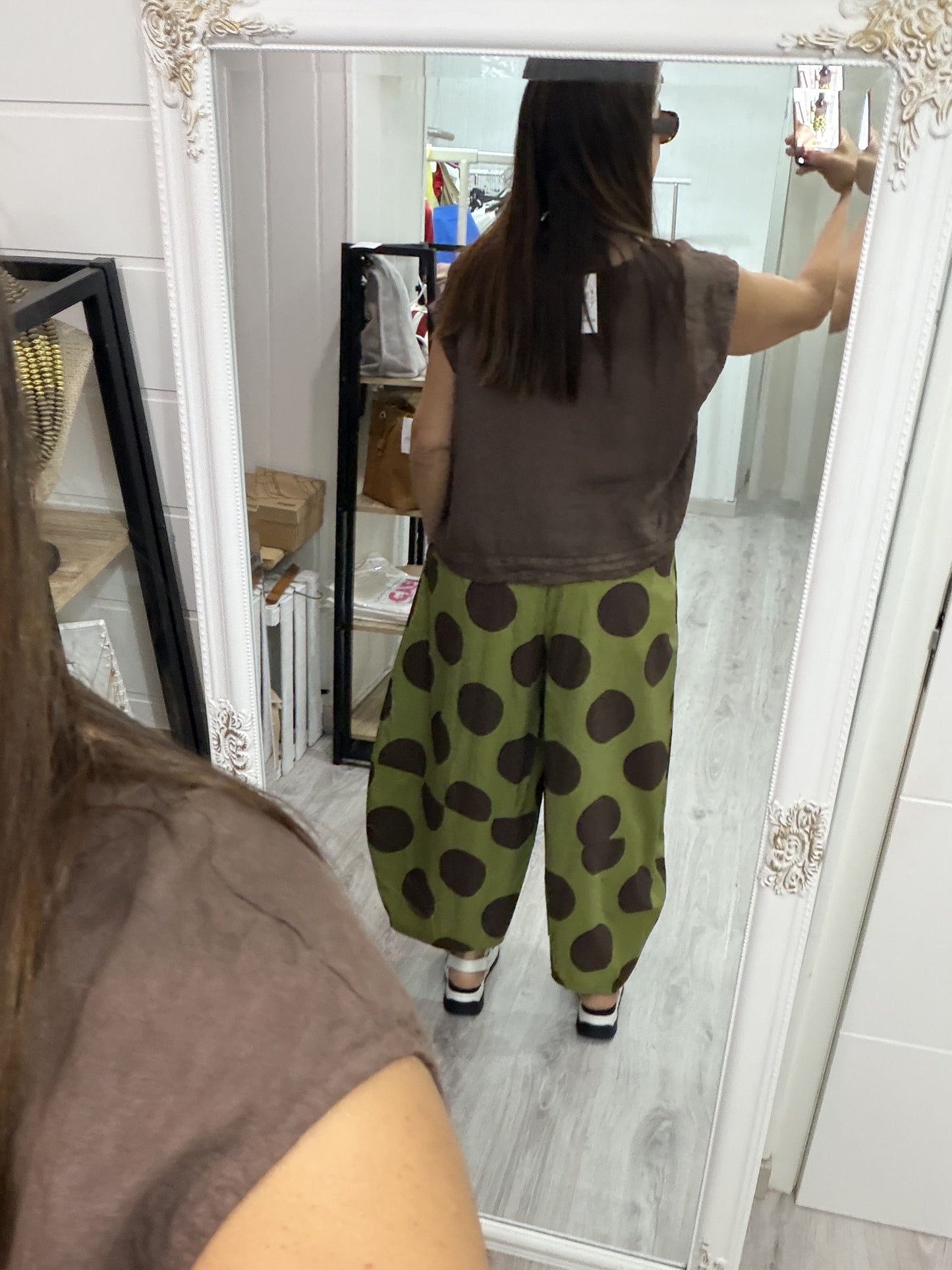 Pantalón Corfú topos chocolate y pistacho