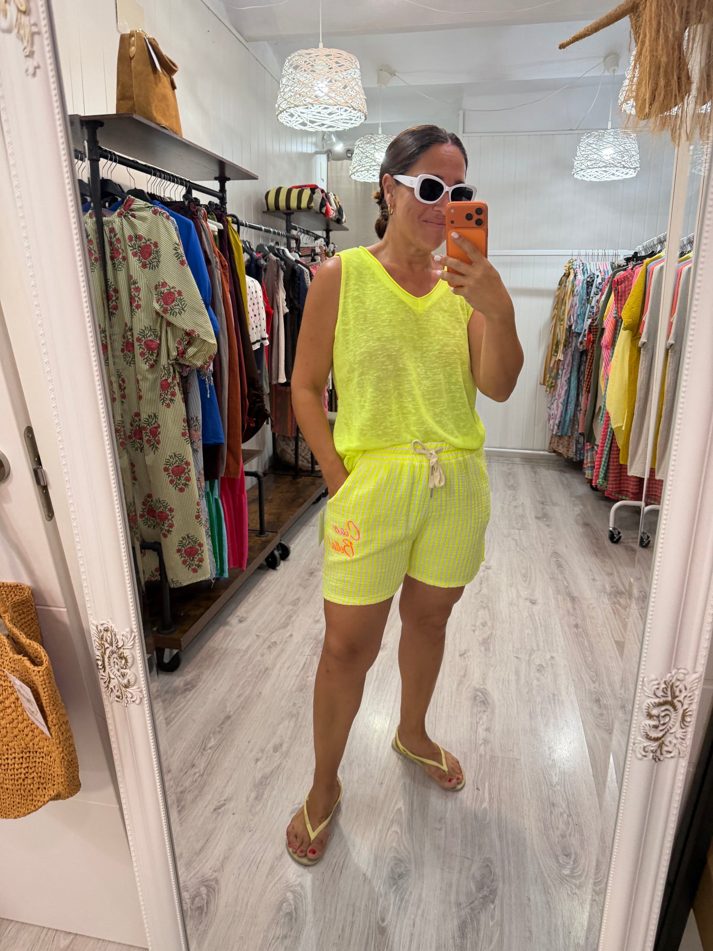 Pantalón corto Ciao Bella rayas fluor amarillo