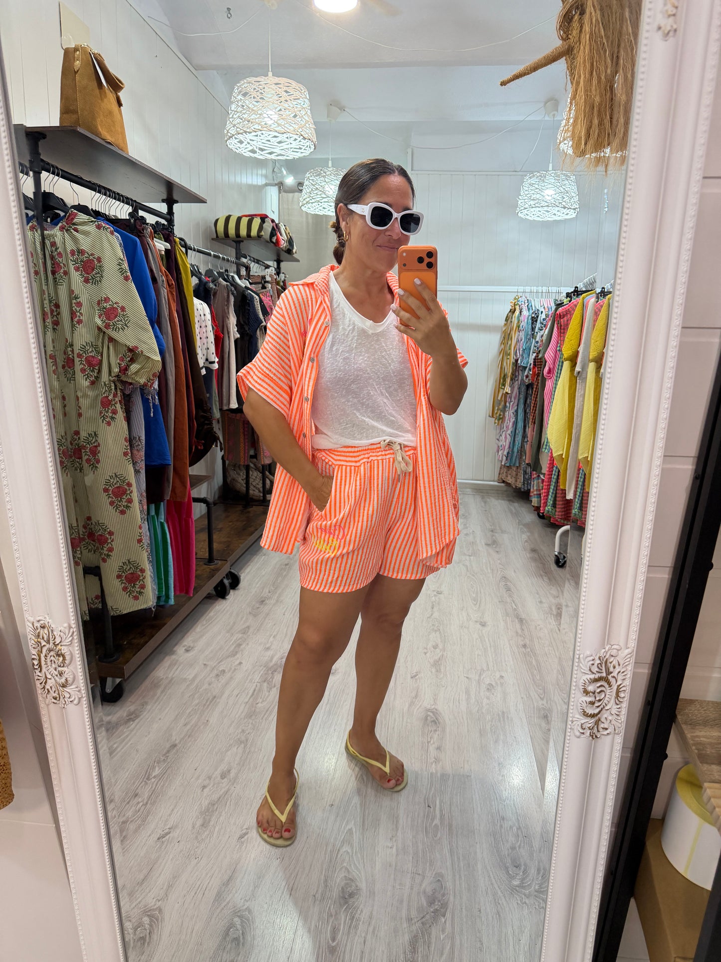 Pantalón corto Ciao Bella rayas fluor naranja
