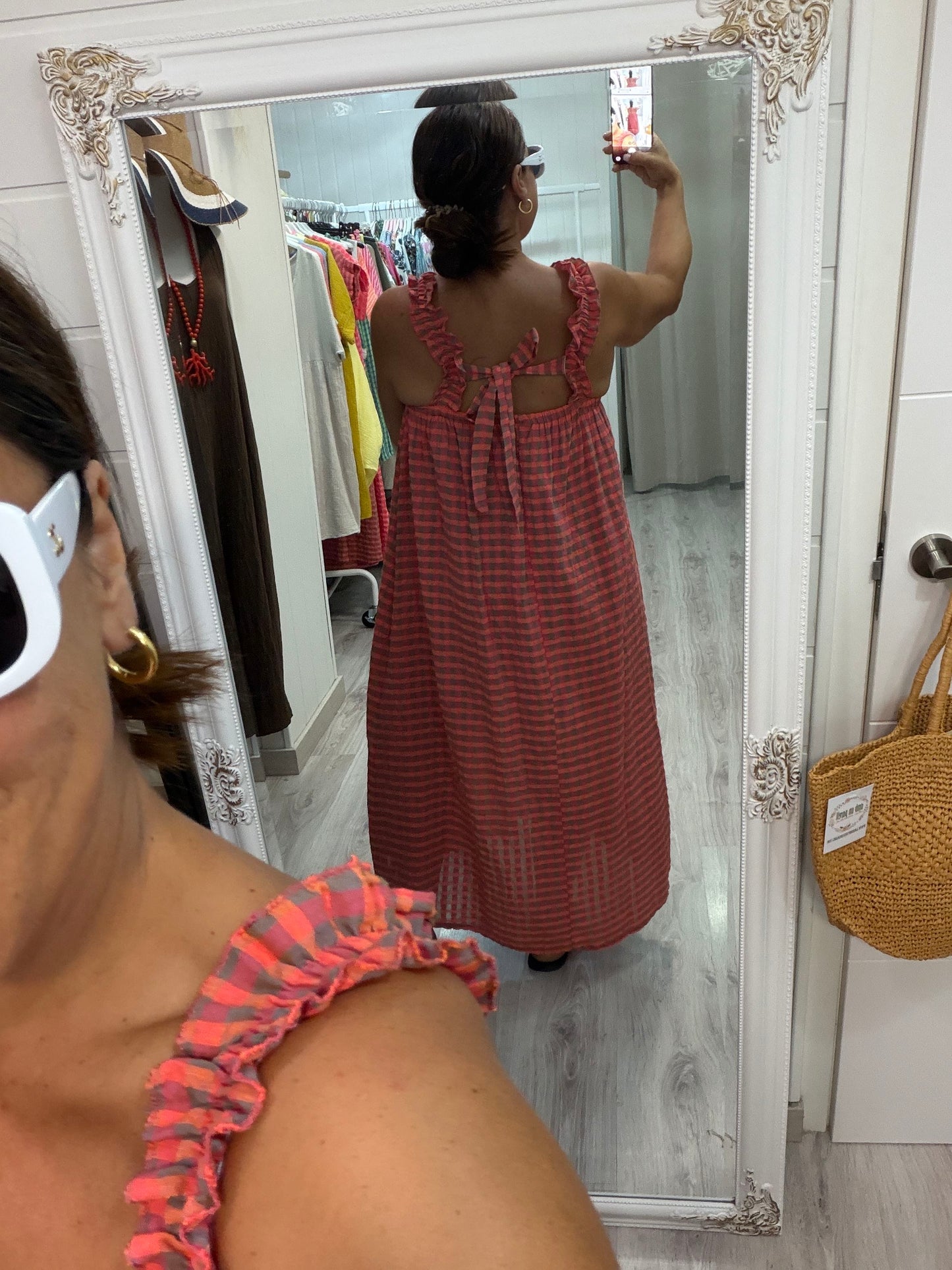 Vestido Lazo espalda Vichy fluor coral y taupe