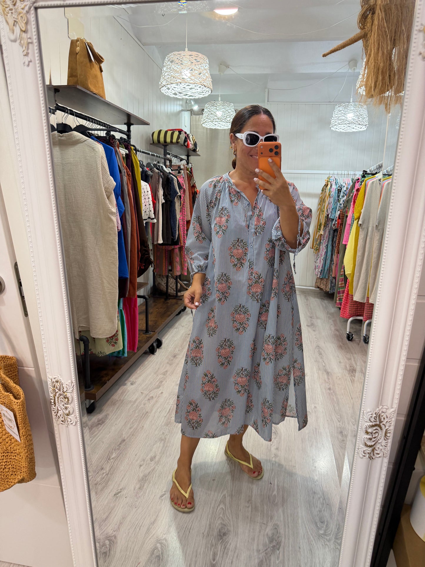 Vestido Siena milrayas y flores azul