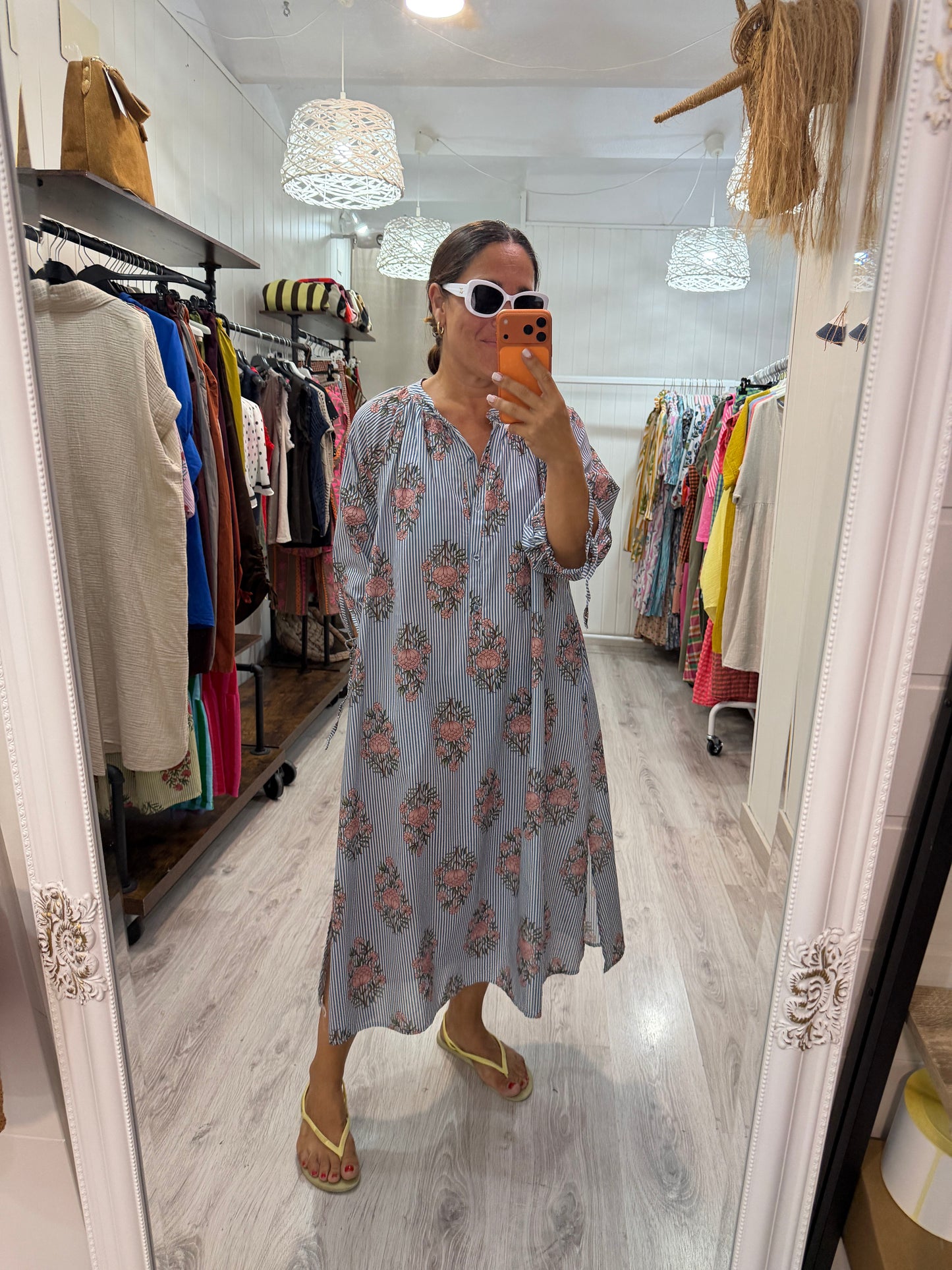 Vestido Siena milrayas y flores azul