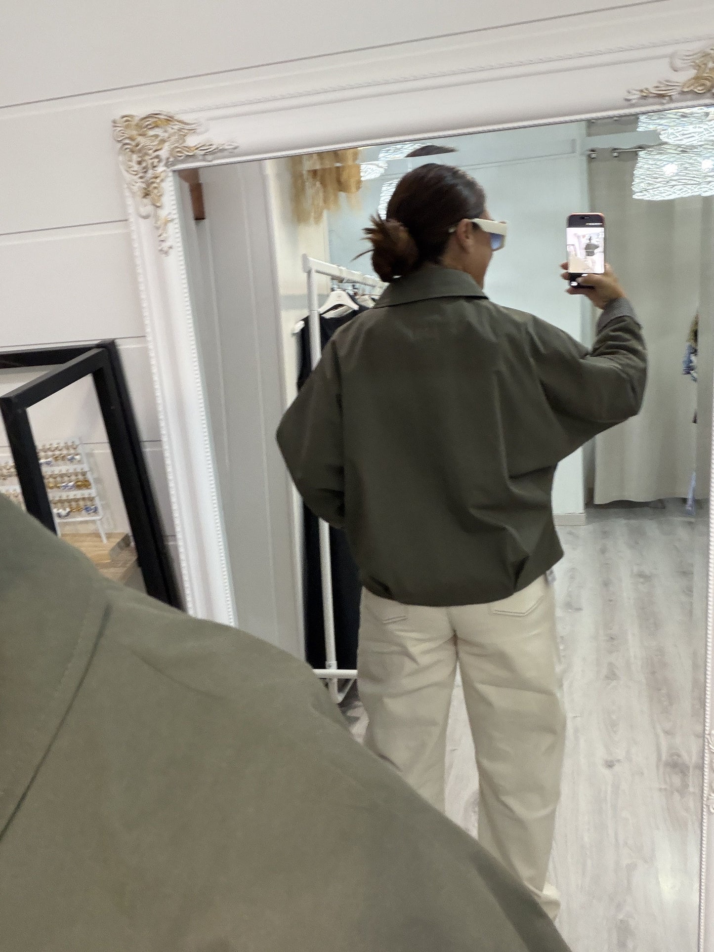 Gabardina Akari kaki
