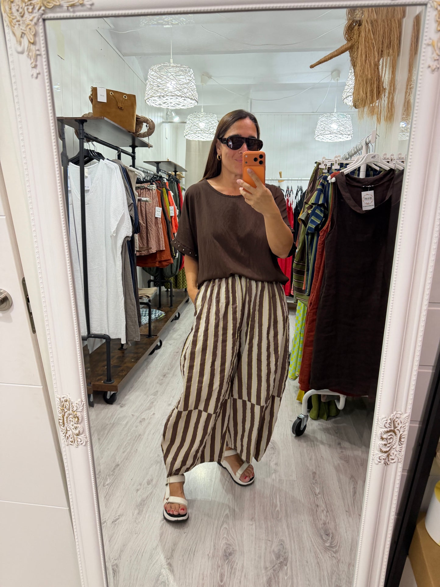Pantalón Corfú doble raya Chocolate, beige y amarillo