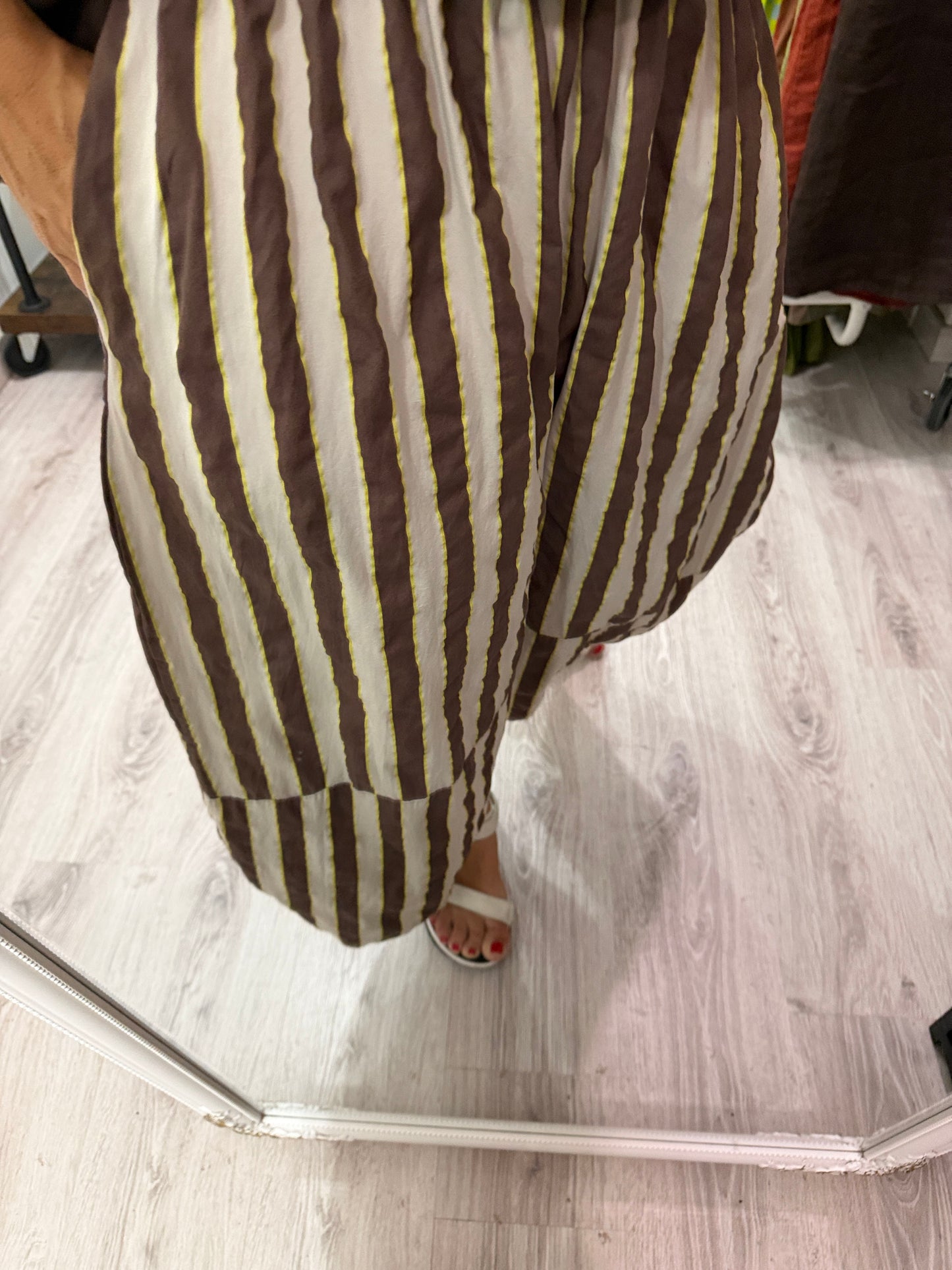Pantalón Corfú doble raya Chocolate, beige y amarillo