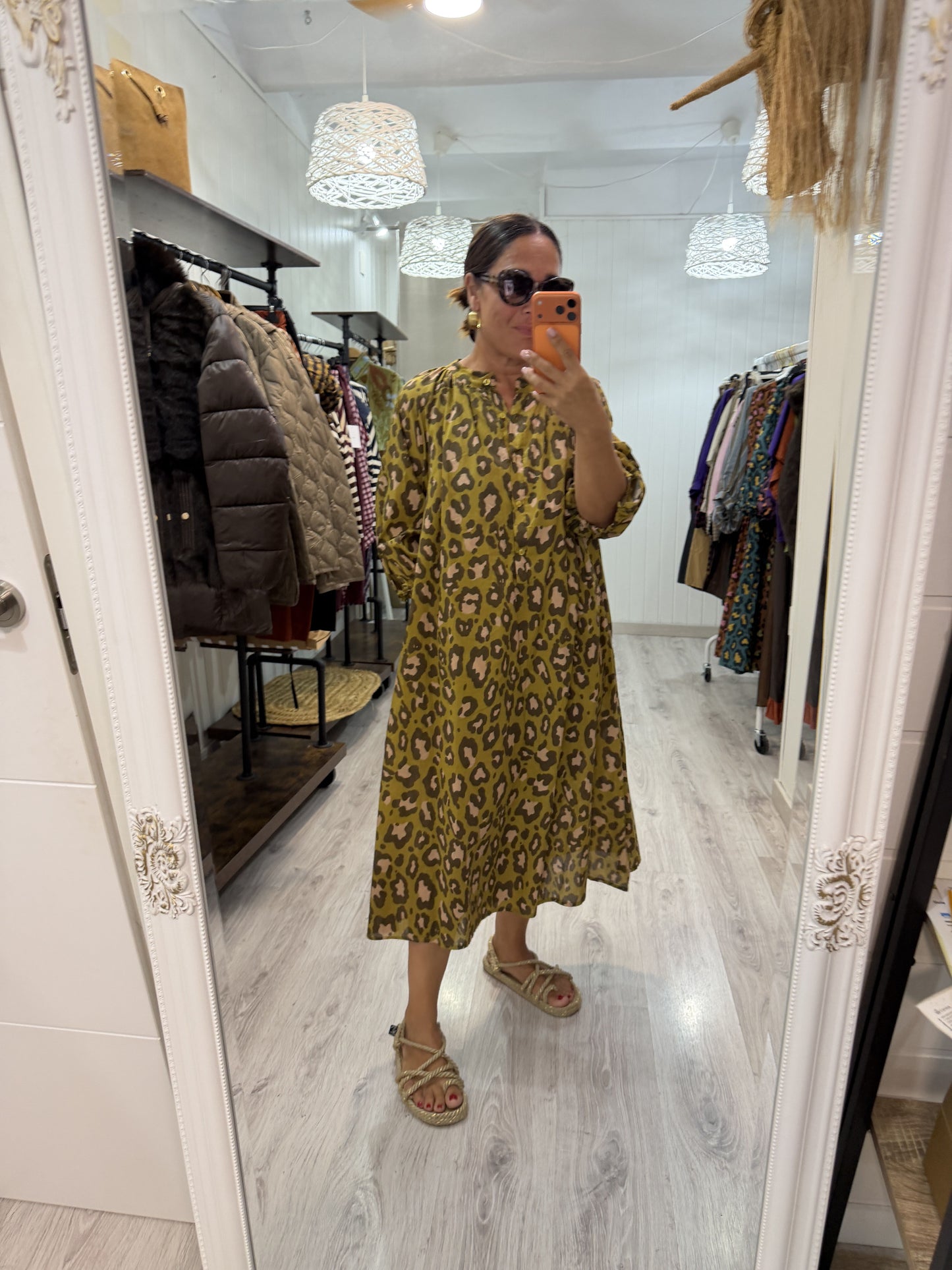 Vestido Leopardo contrastes pistacho y nude