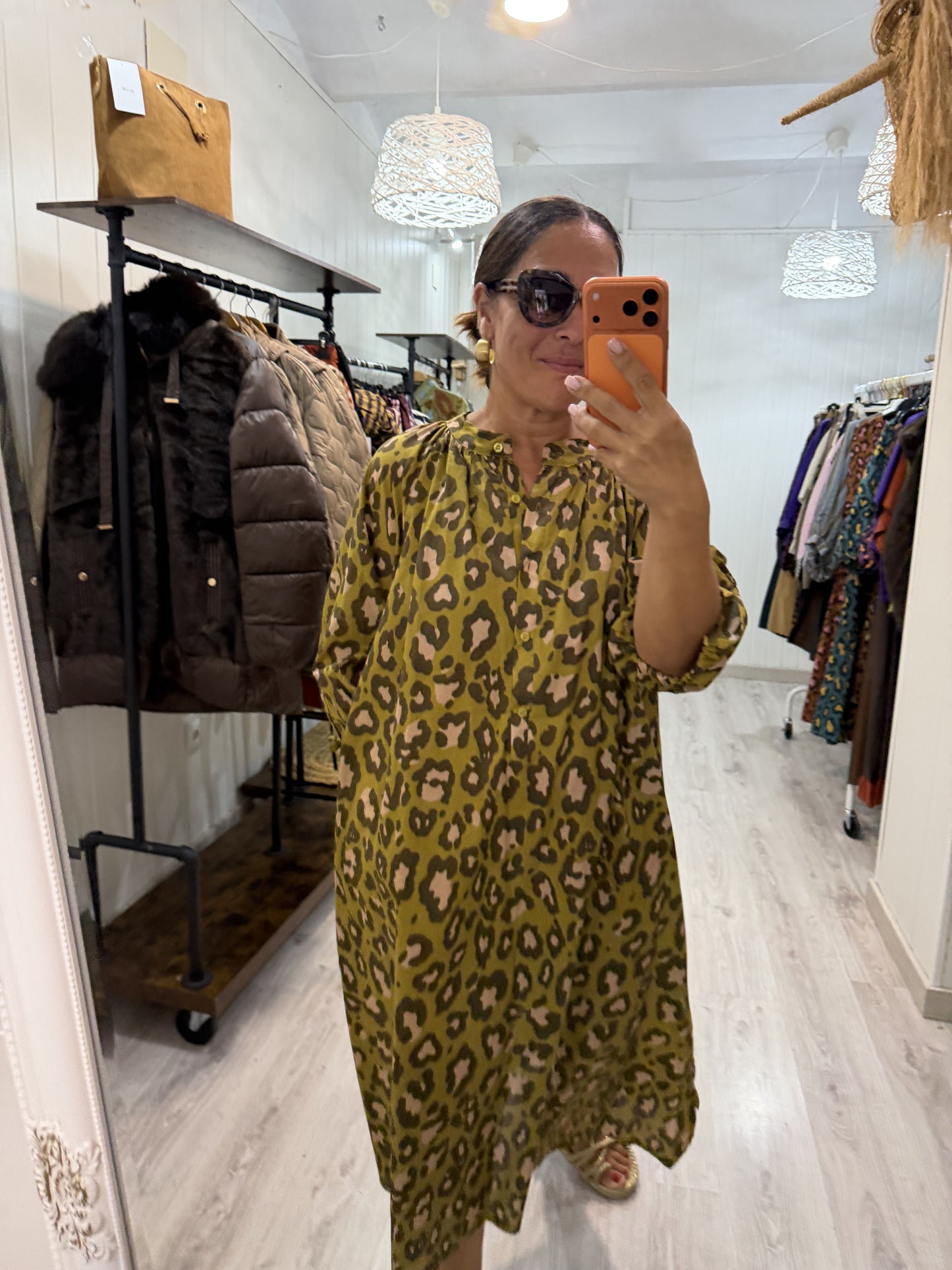 Vestido Leopardo contrastes pistacho y nude