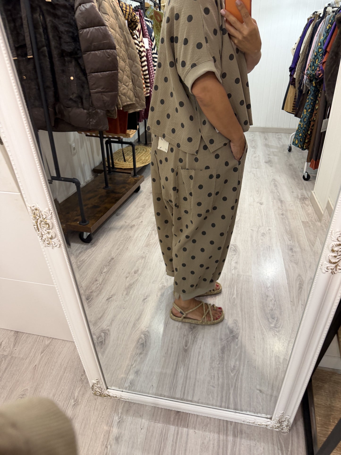 Conjunto Sakita taupe
