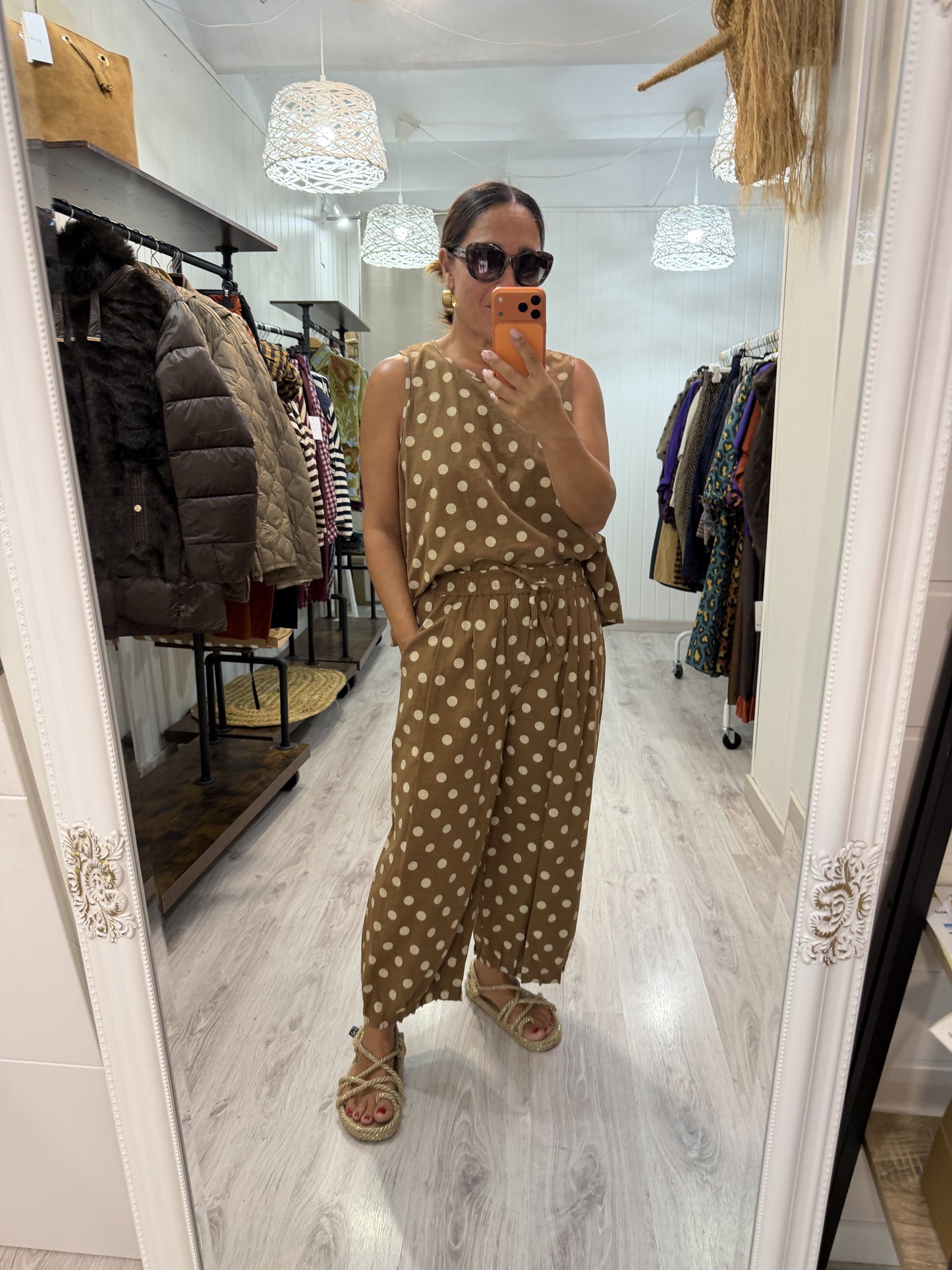 Conjunto Osaka camel