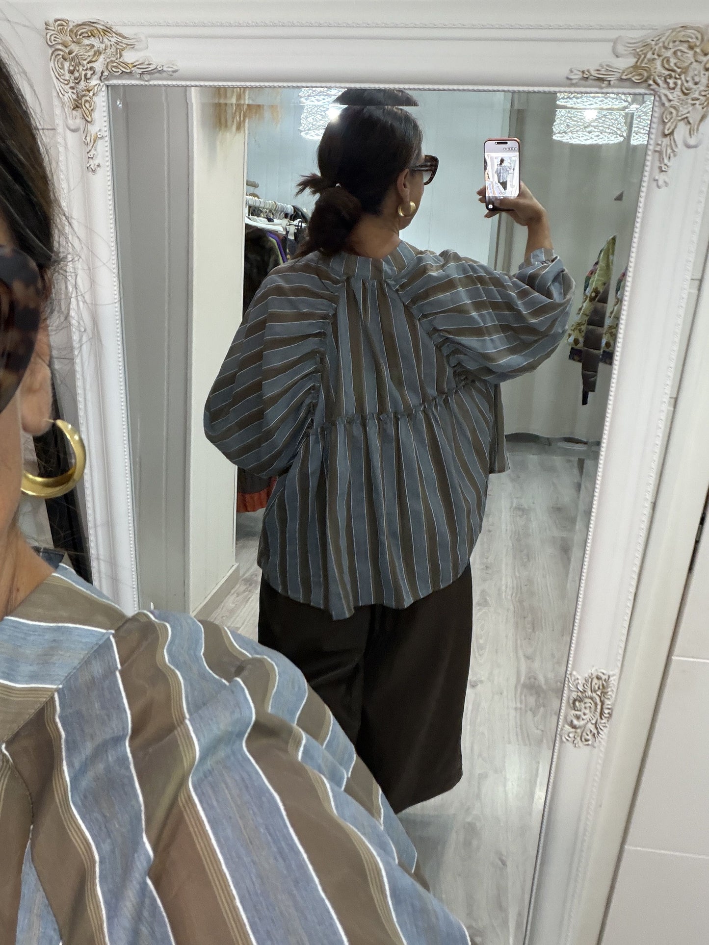 Blusa Kyoto taupe y gris