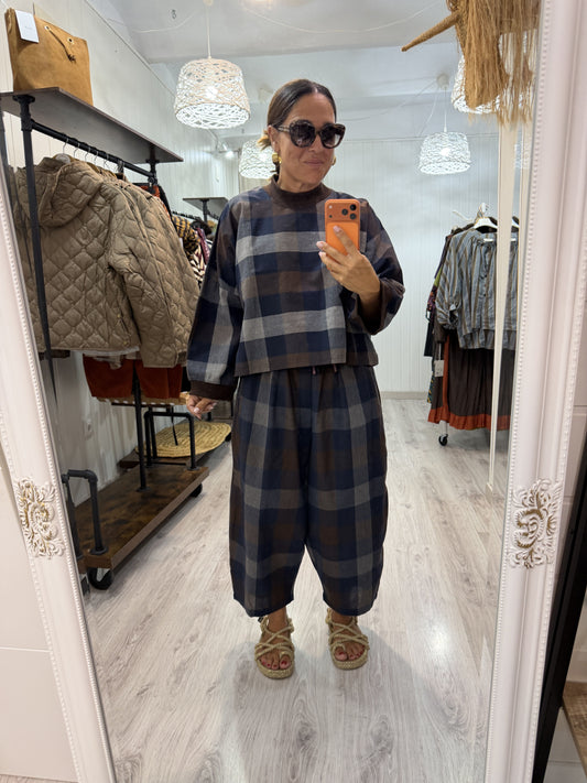 Conjunto Aiko