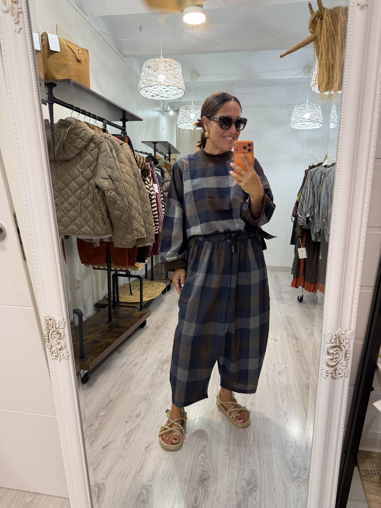 Conjunto Aiko