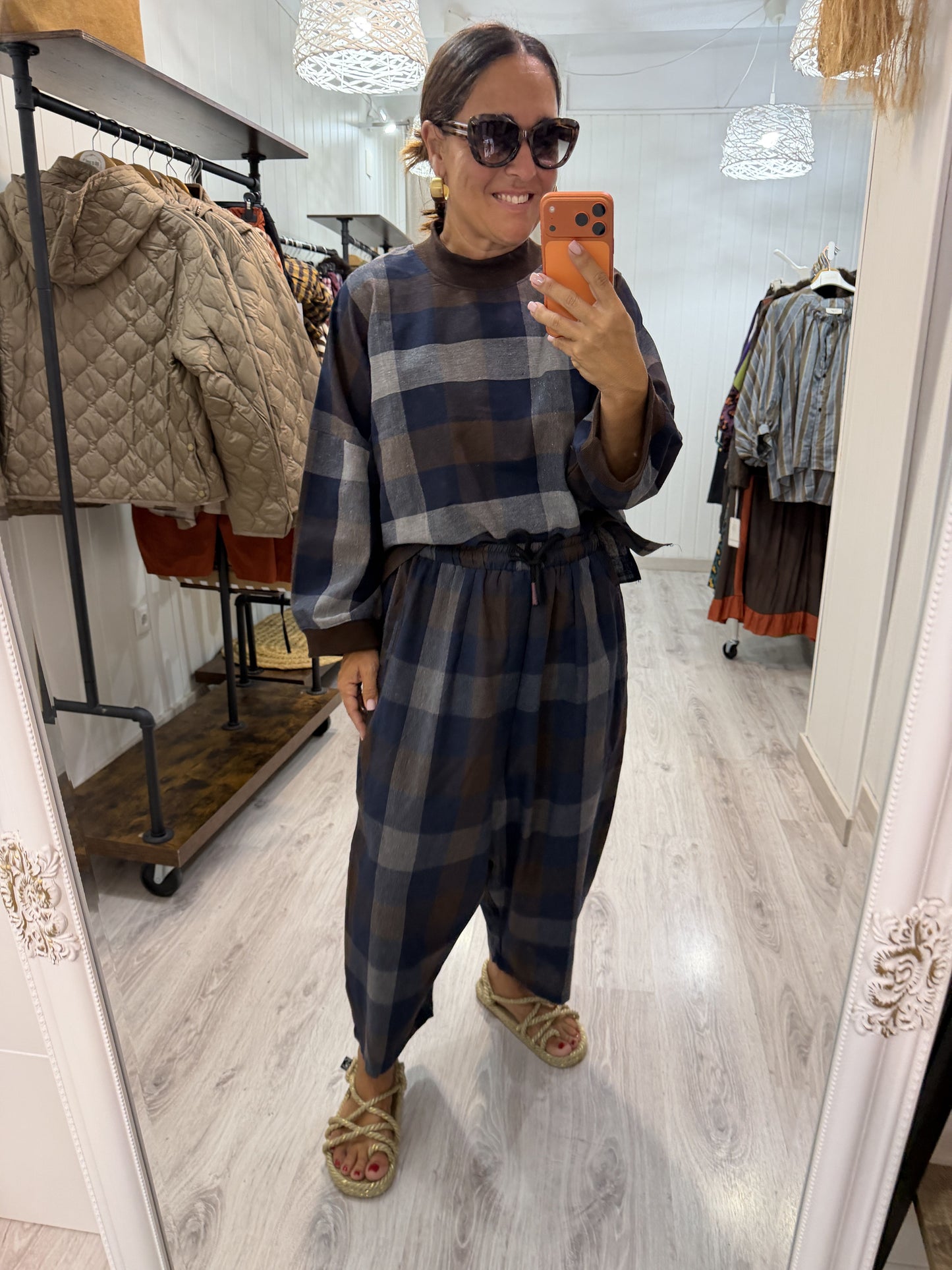 Conjunto Aiko