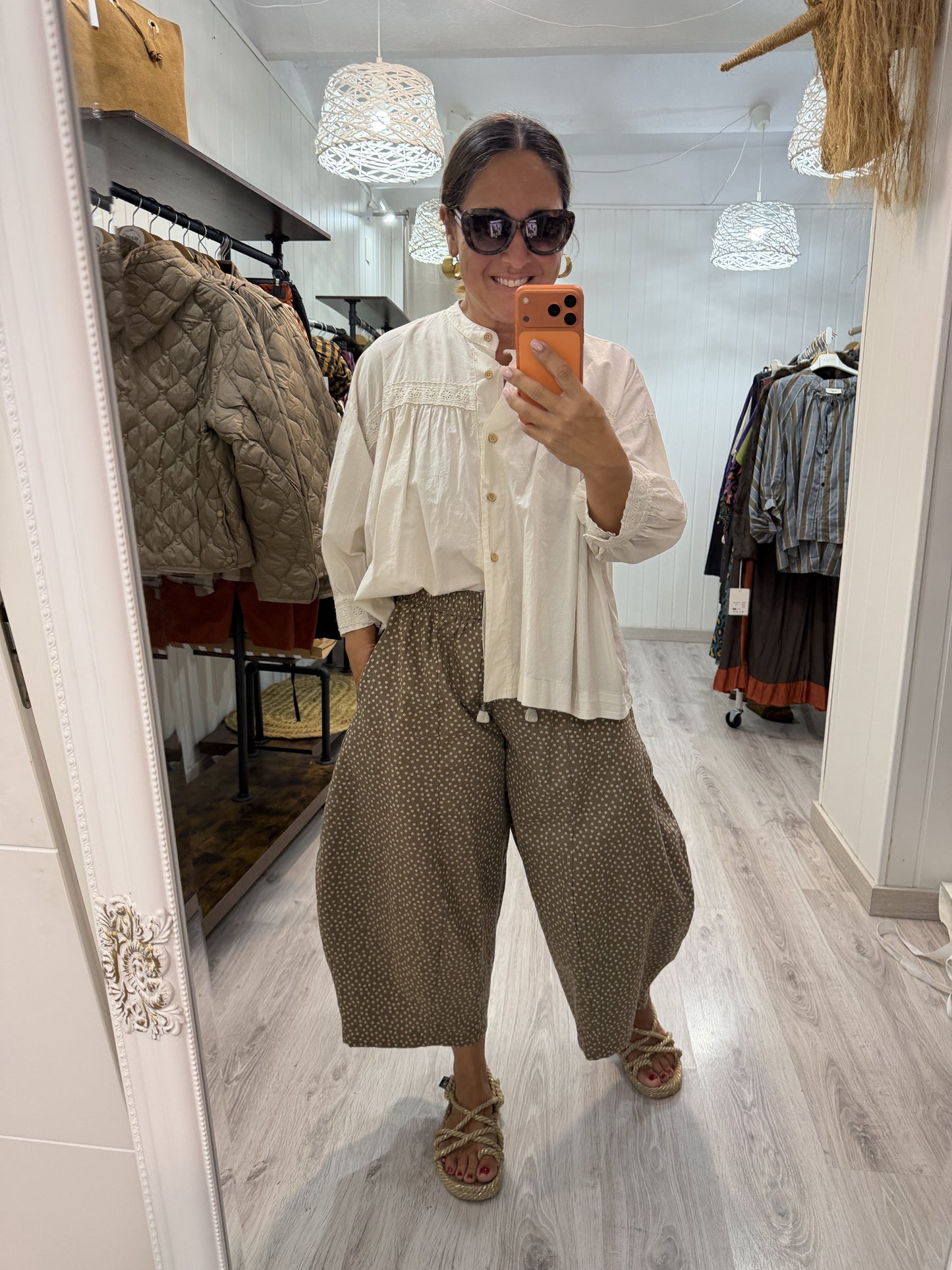 Pantalón Flor de Sakura taupe • PREVENTA