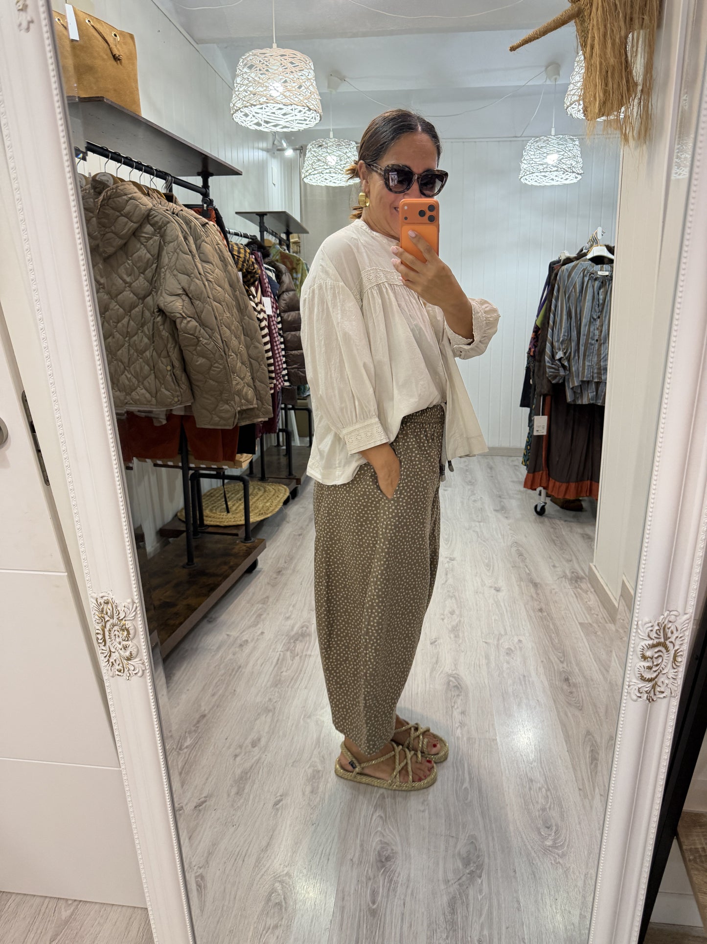 Pantalón Flor de Sakura taupe • PREVENTA