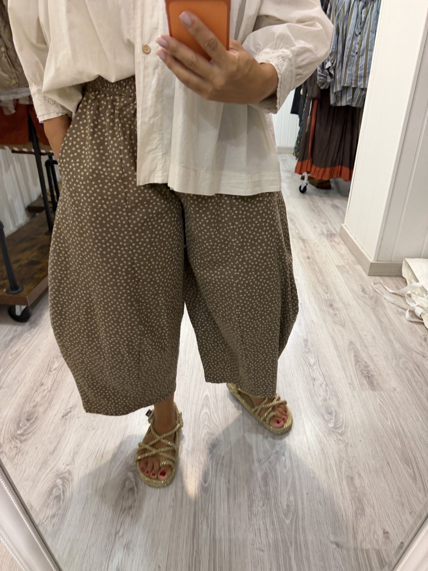 Pantalón Flor de Sakura taupe • PREVENTA