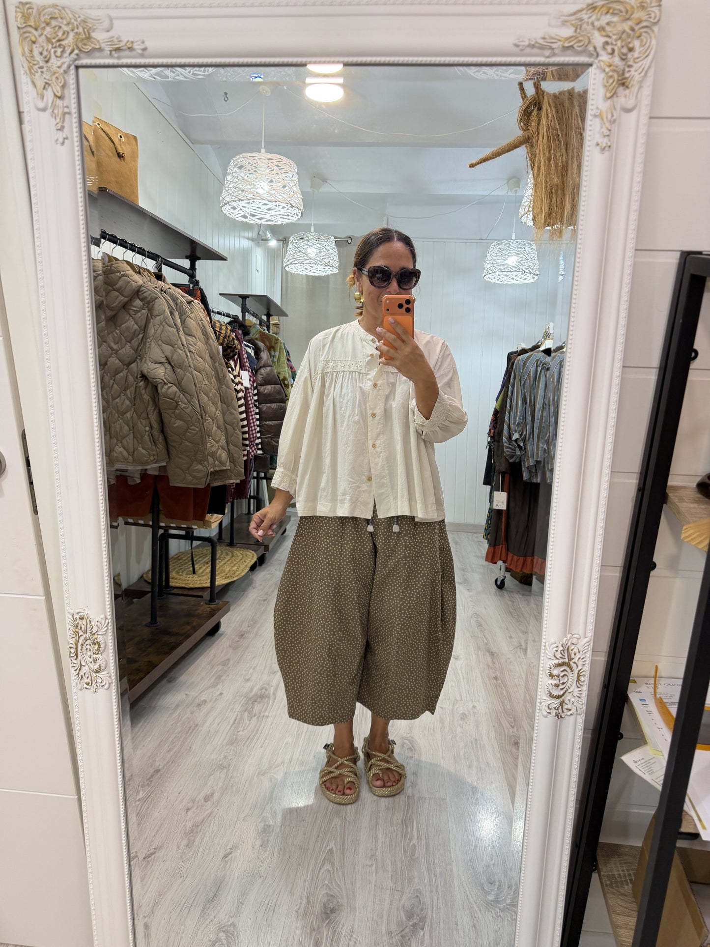 Pantalón Flor de Sakura taupe • PREVENTA