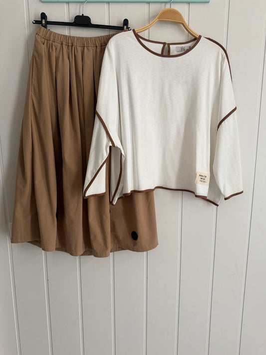 Camiseta Zuri blanca