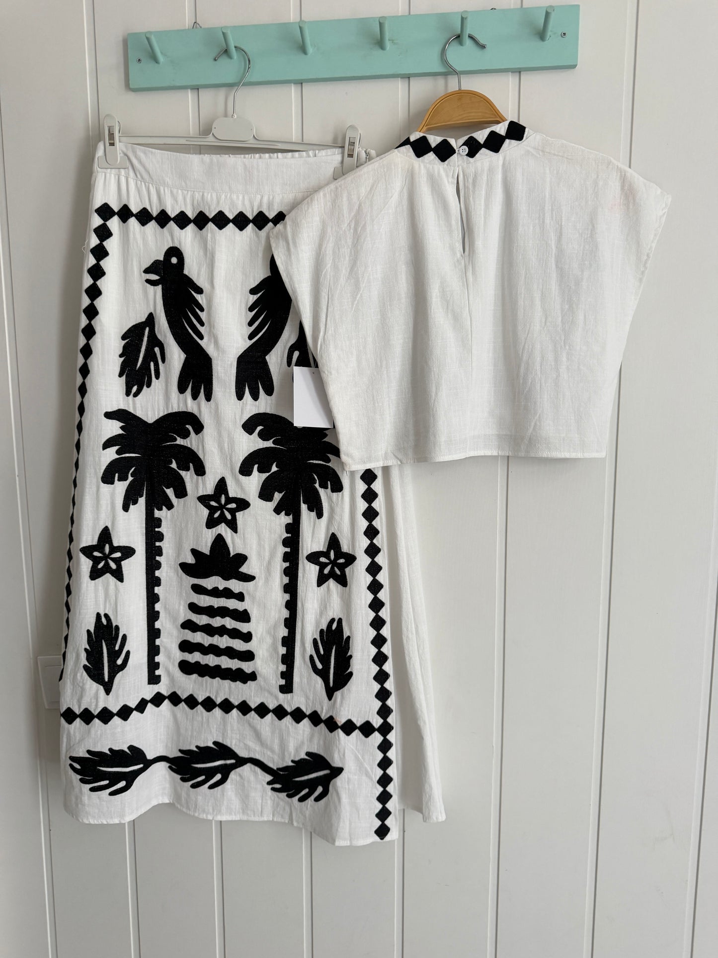 Conjunto Jalisco blanco y negro