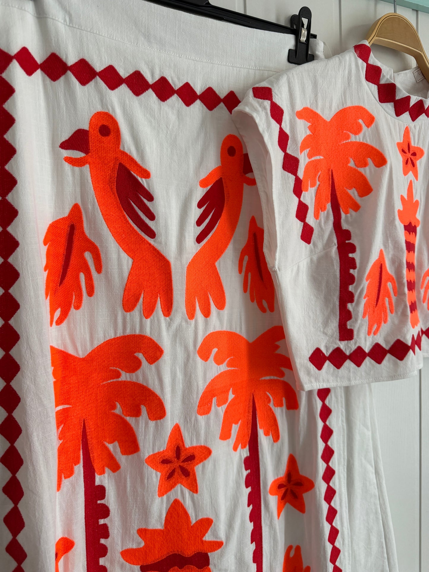 Conjunto Jalisco blanco, naranja y rojo