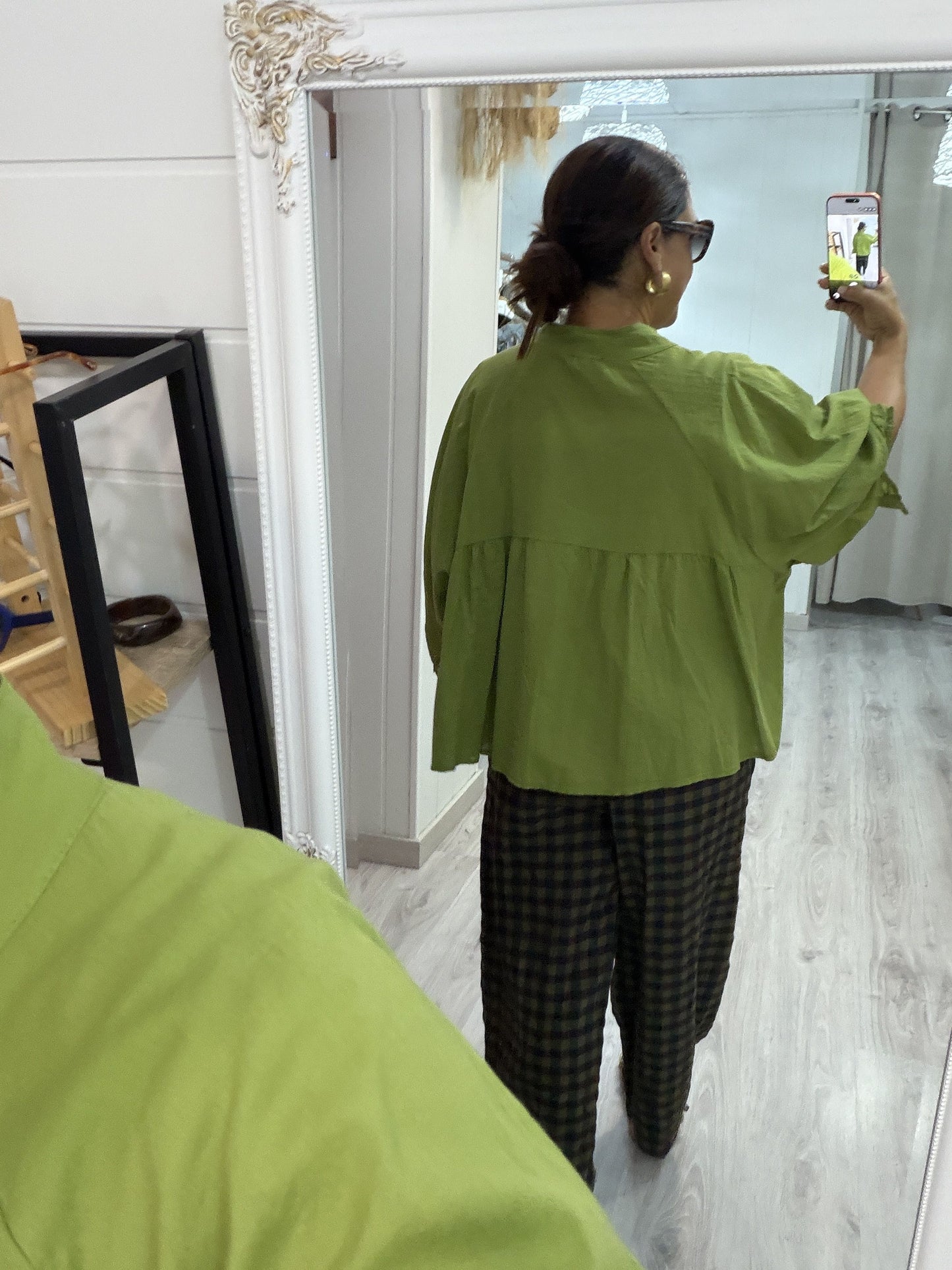 Blusa Akira verde oliva