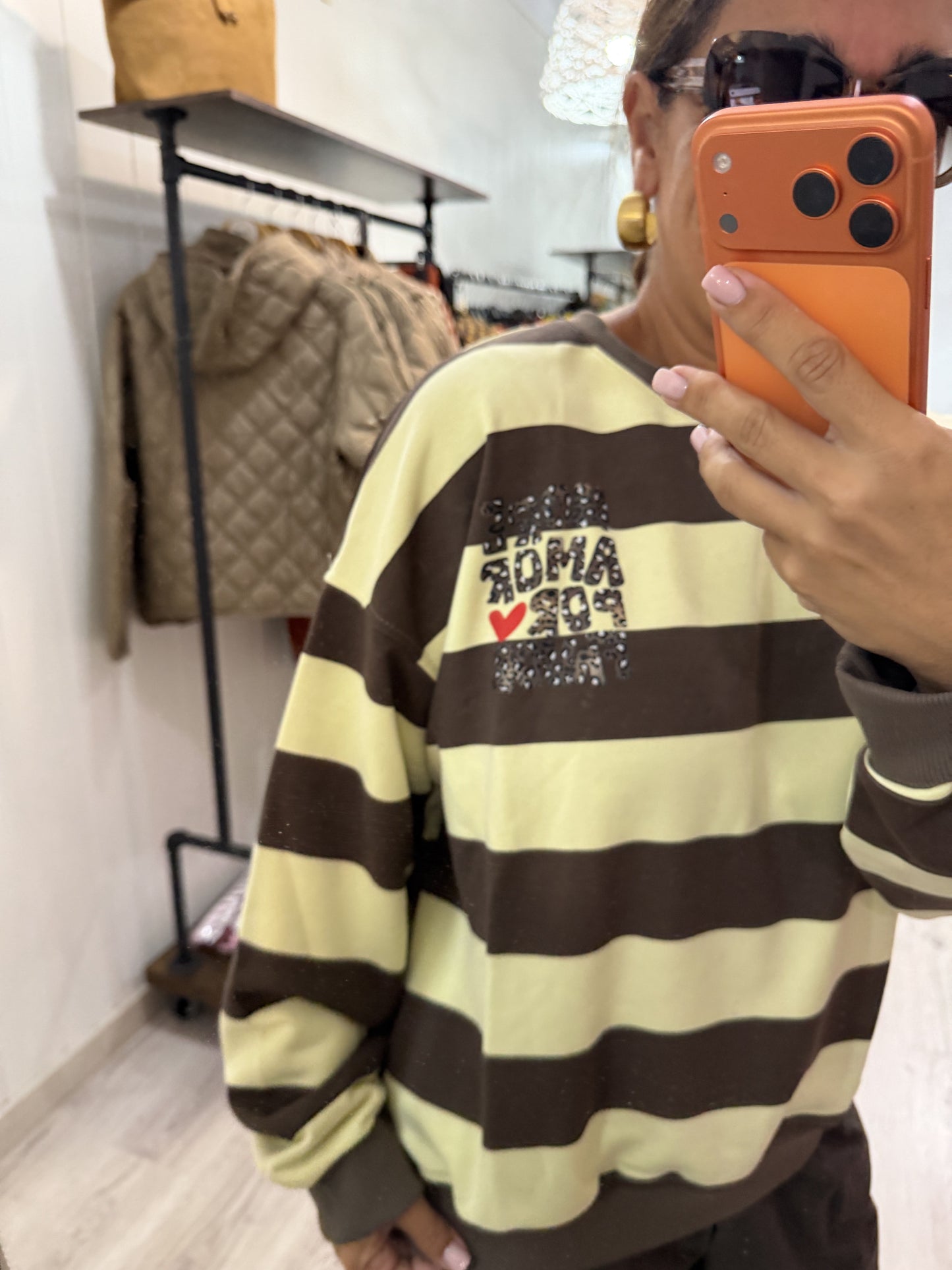 Sudadera More Amor amarillo y chocolate