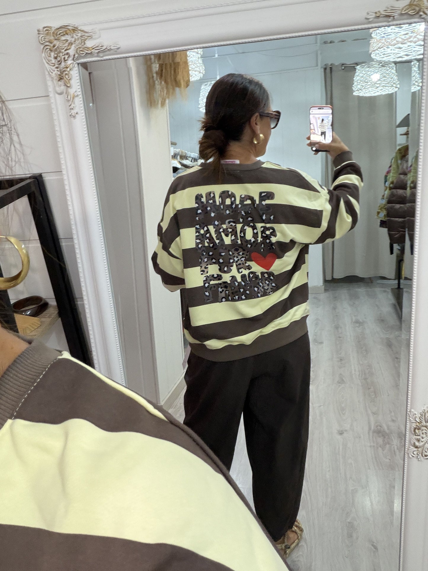 Sudadera More Amor amarillo y chocolate