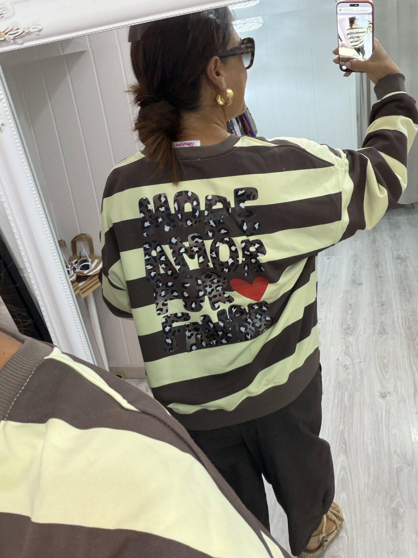 Sudadera More Amor amarillo y chocolate