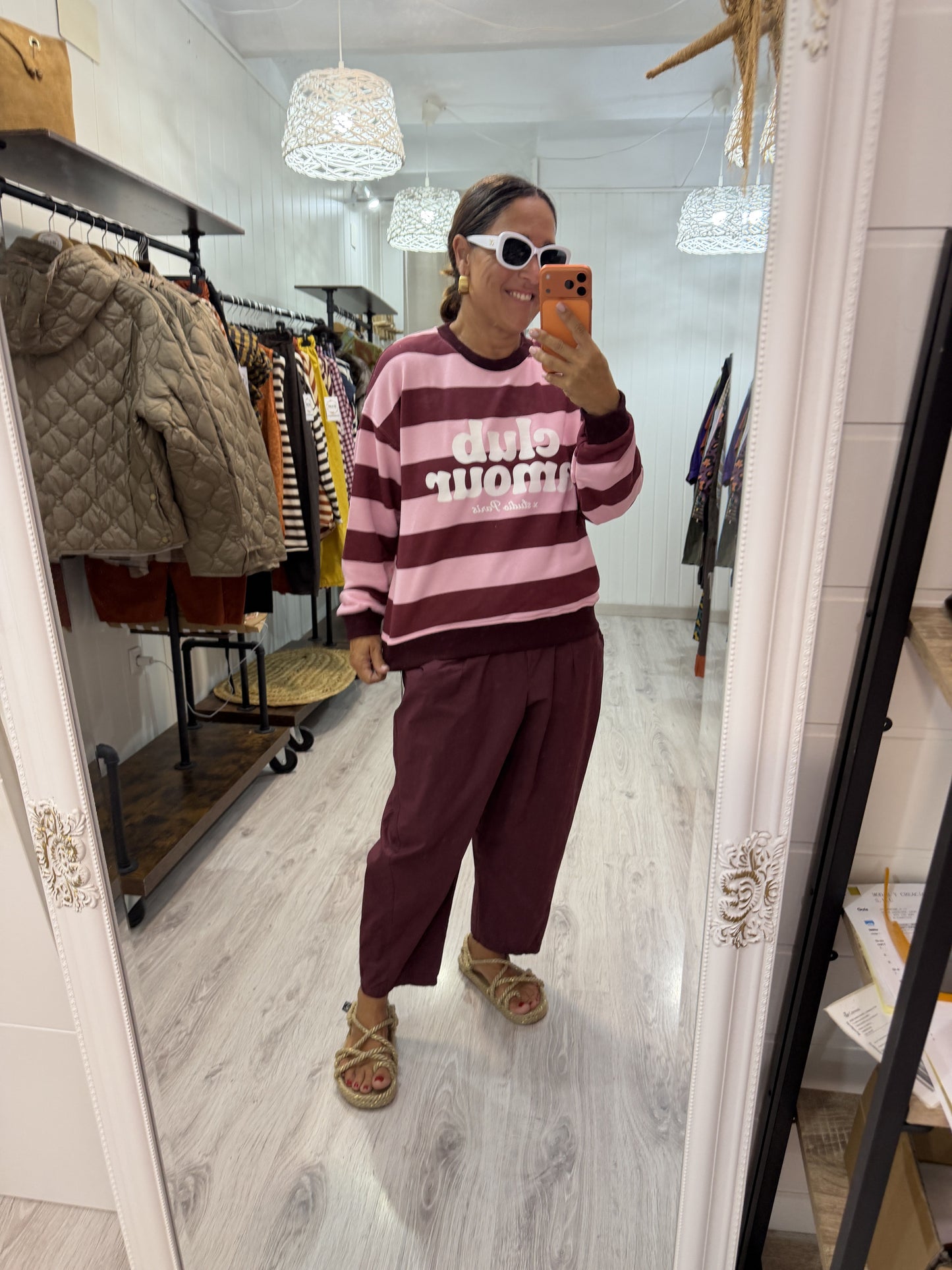 Sudadera Club Amour burdeos y rosa