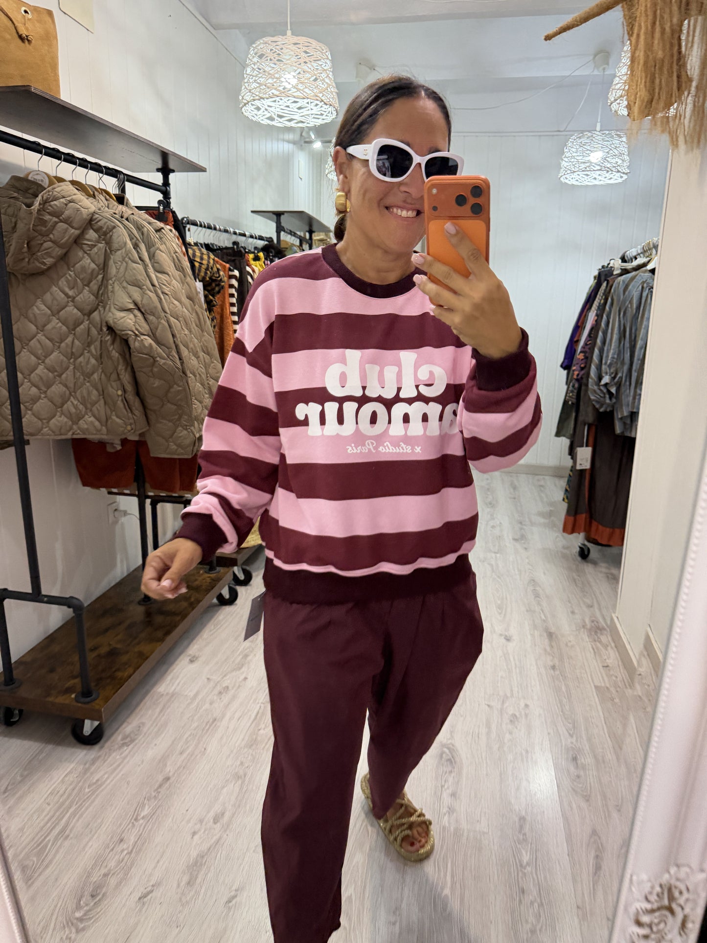 Sudadera Club Amour burdeos y rosa