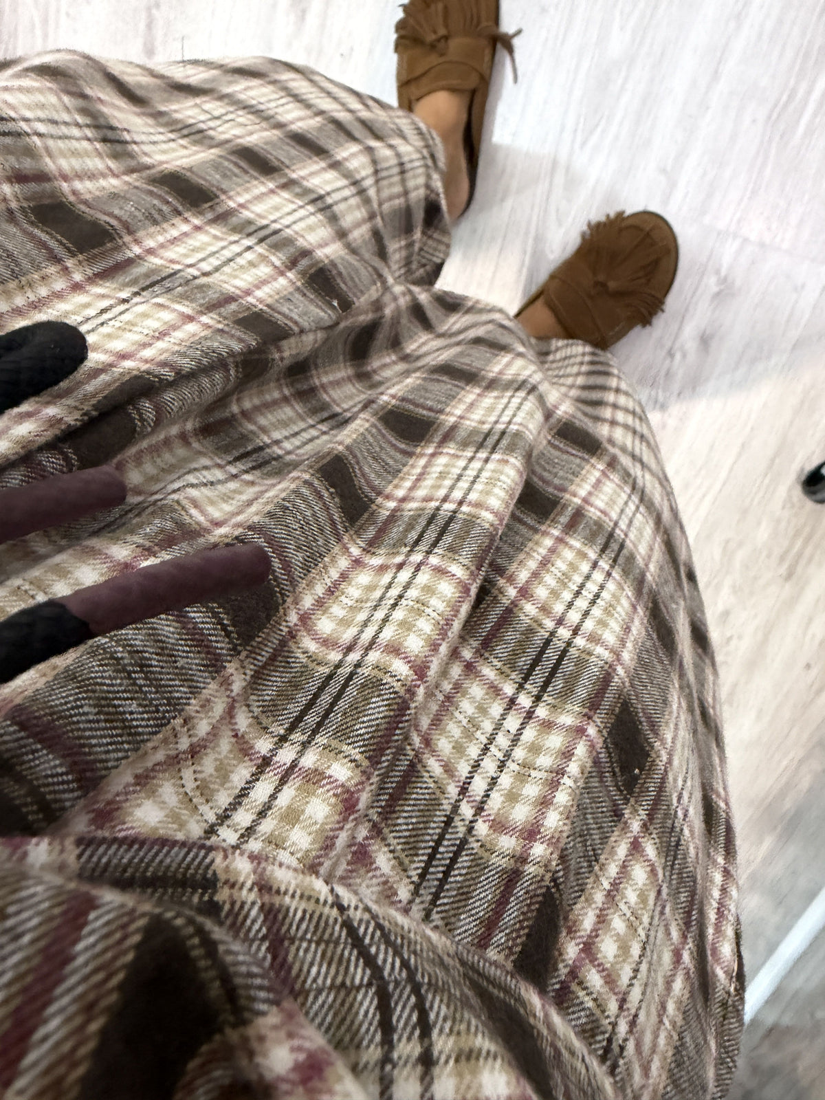 Conjunto Aiko tartan chocolate, beige y burdeos